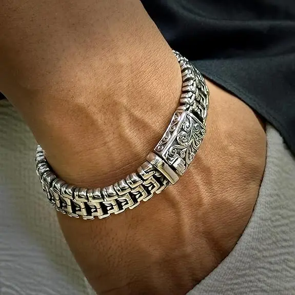 braclet A5 P3999.jpg 2.webp